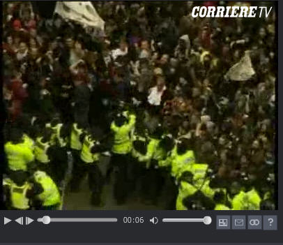 video-degli-scontri-al-g20 video-degli-scontri-al-g20