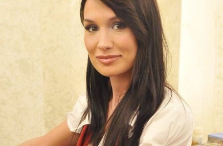 nicole minetti